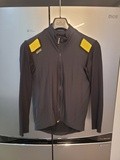 아소스 이큅 RS 져지 XL사이즈
